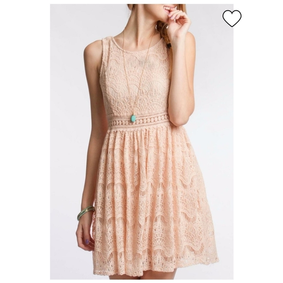 She + Sky lace dress - Picture 5 of 6